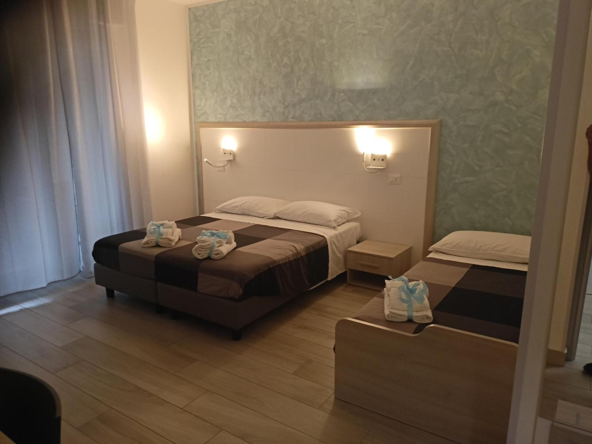 La Dea Rooms Ferrara Exterior foto